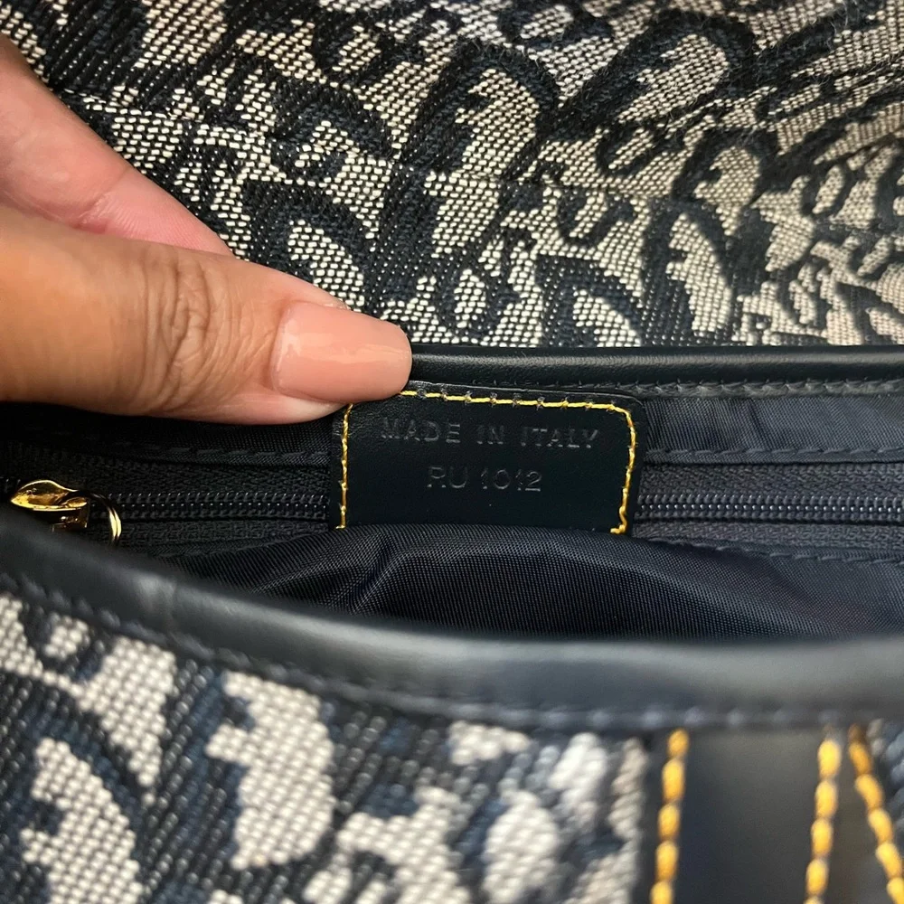 AUTHENTIC CHRISTIAN DIOR SADDLE BAG - Picture 11 of 14